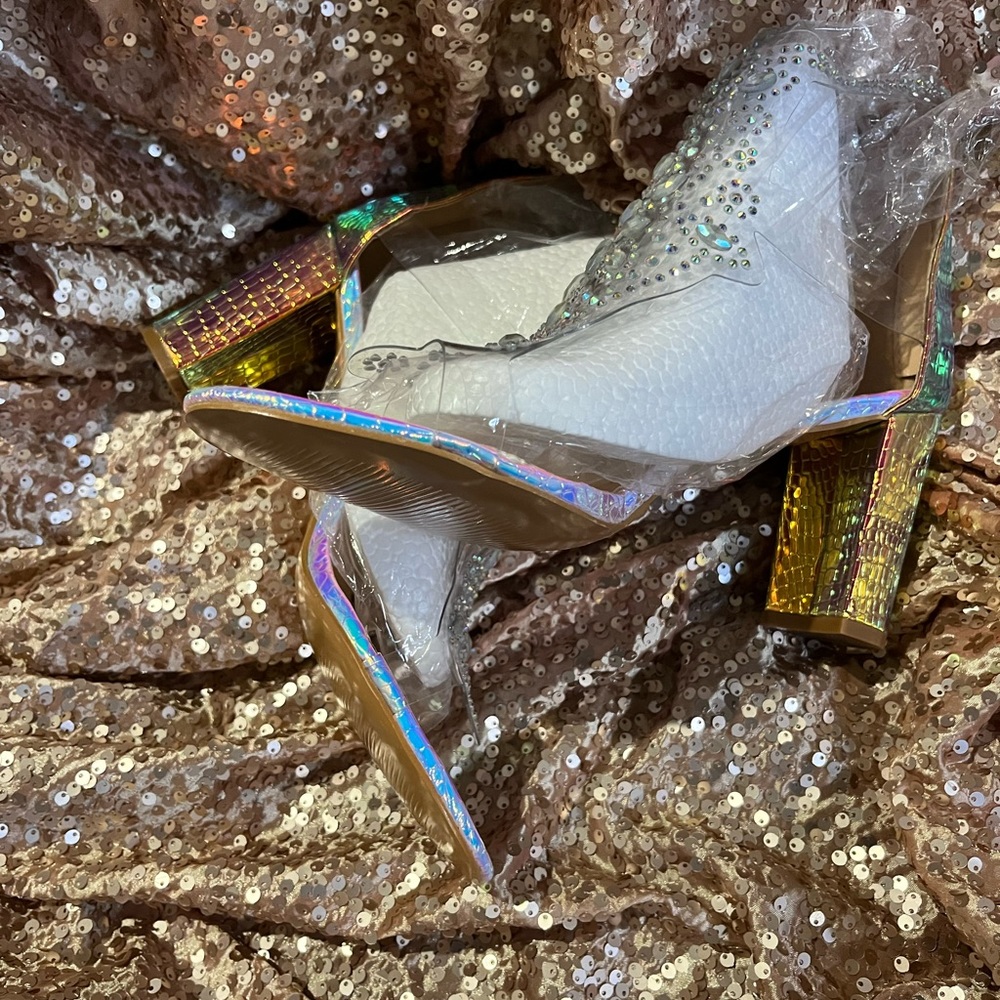 Ladies  Heels (Brand new)
